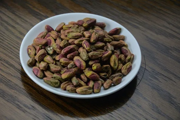 خرید مغز پسته خام + قیمت عالی با کیفیت تضمینی