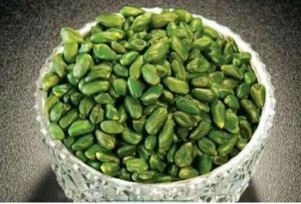 قیمت خرید مغز پسته سبز + خواص، معایب و مزایا